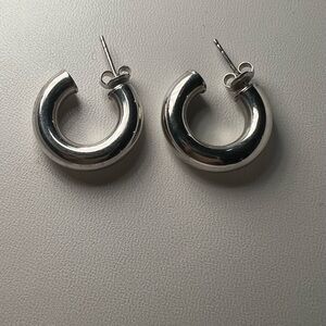Elegant Silver Hoop Earrings (925)
